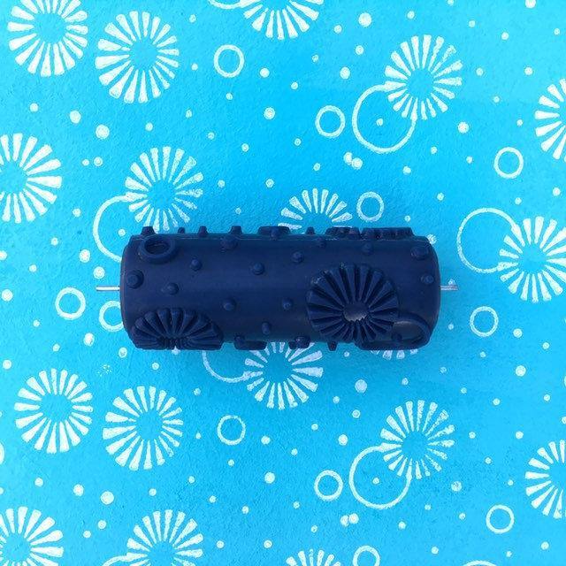 Pattrned paint rollerNo 124,DAISY, pattern paint, wall decoration, house painting, 15cm,,patterned paint roller designs