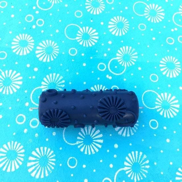 Pattrned paint rollerNo 124,DAISY, pattern paint, wall decoration, house painting, 15cm,,patterned paint roller designs